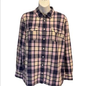 Tommy Hilfiger Shirt. Size large Plaid button down